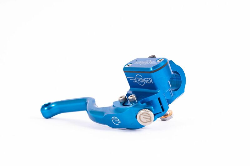 FS 450 BERINGER Aerotec® Hauptbremszylinder radial
