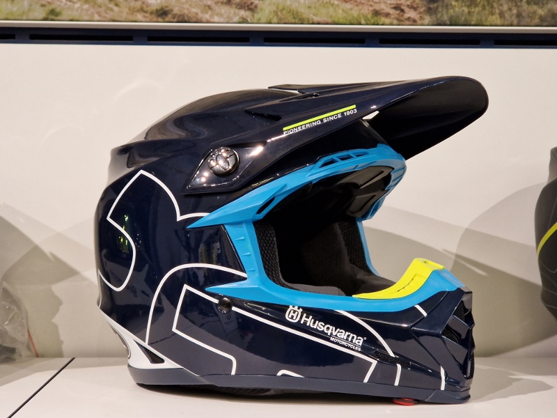 MOTO 9 MIPS® GOTLAND HELMET