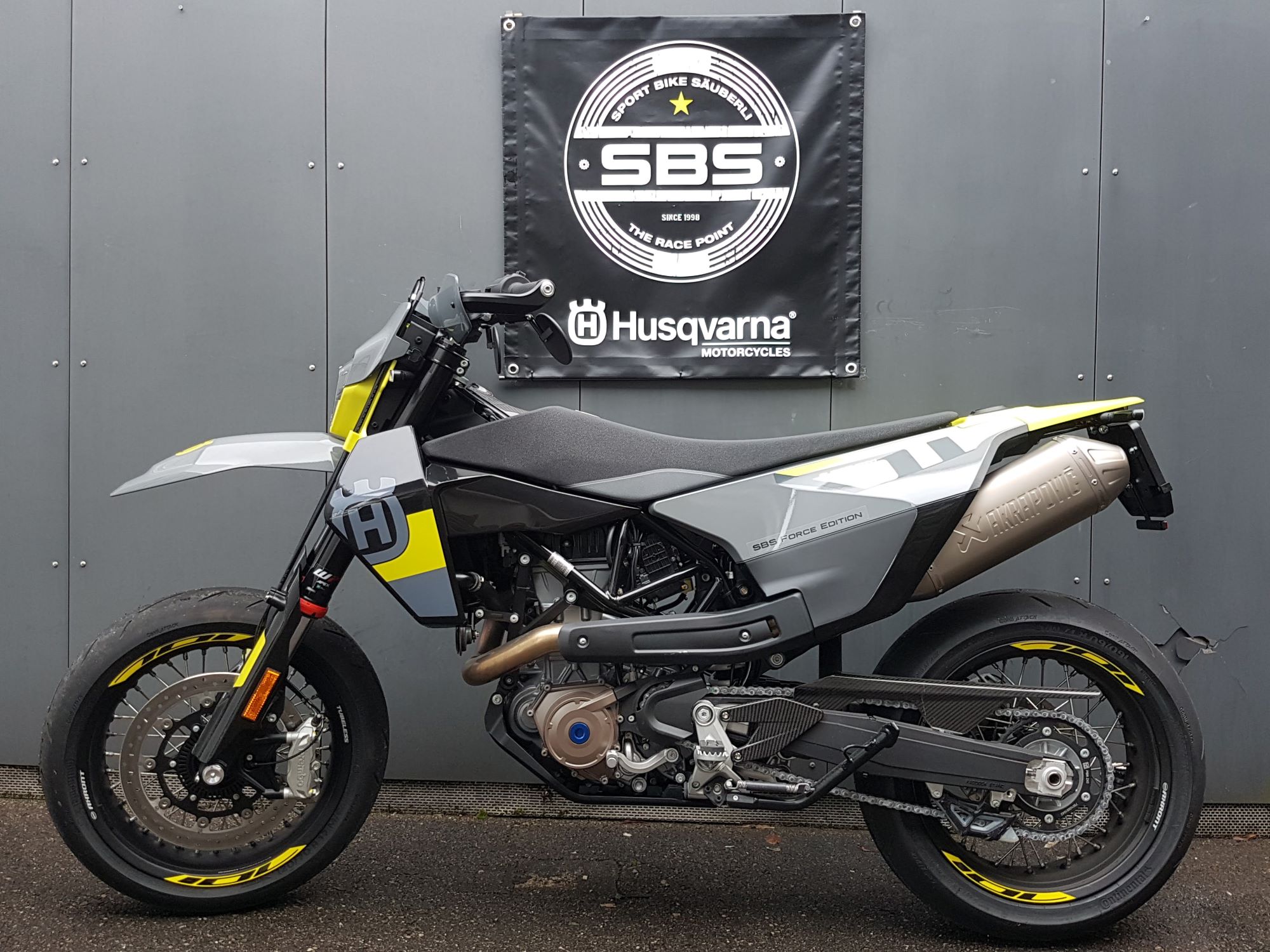 701-Supermoto-2026