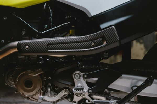 Carbon-Hitzeschild-701-Supermoto-2026