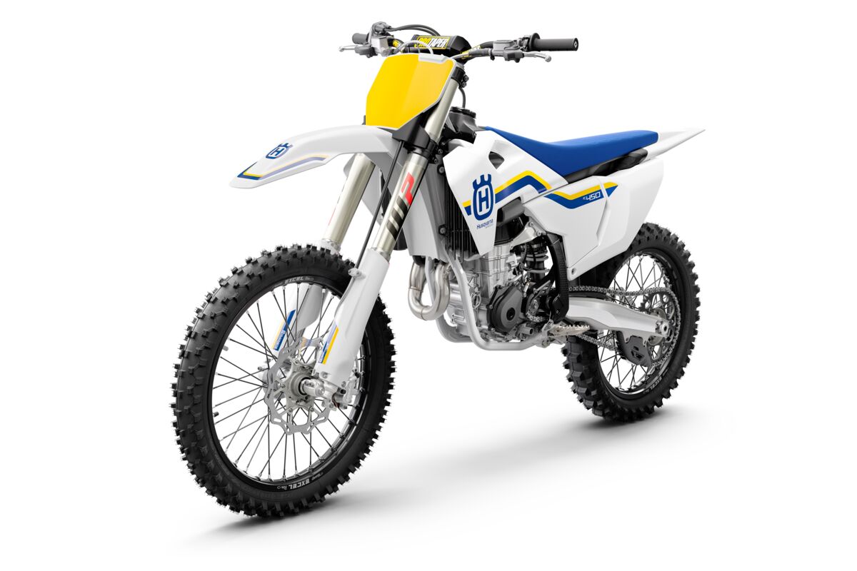 FC 450 Heritage 2023 Front-Left