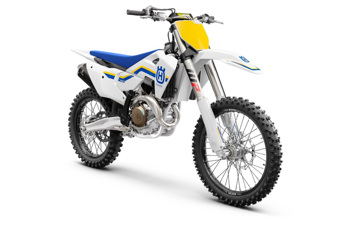 FC 450 Heritage 2023 Front-Right