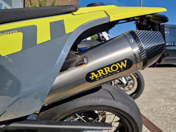 Full Titan Arrow 701 Auspuff