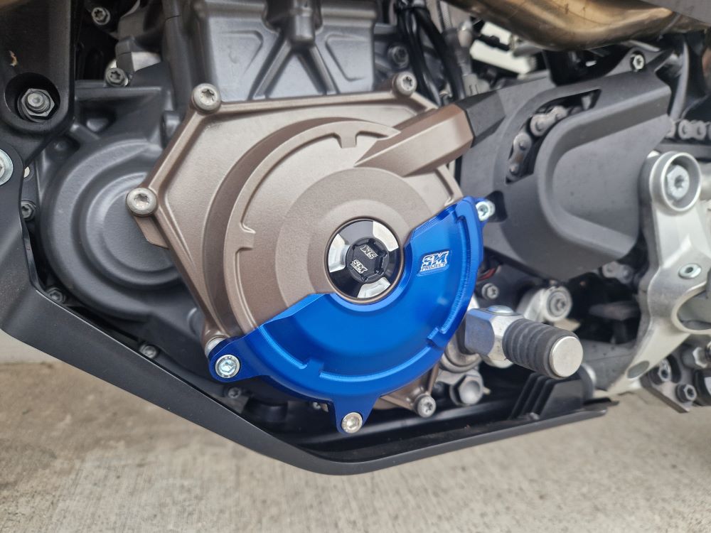 SM-Project-Generatordeckelschutz-701-690-blau